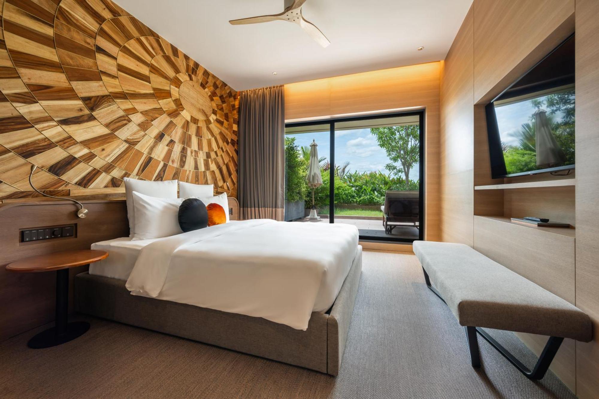 Sun & Moon, Riverside Hotel Phnom Penh Esterno foto